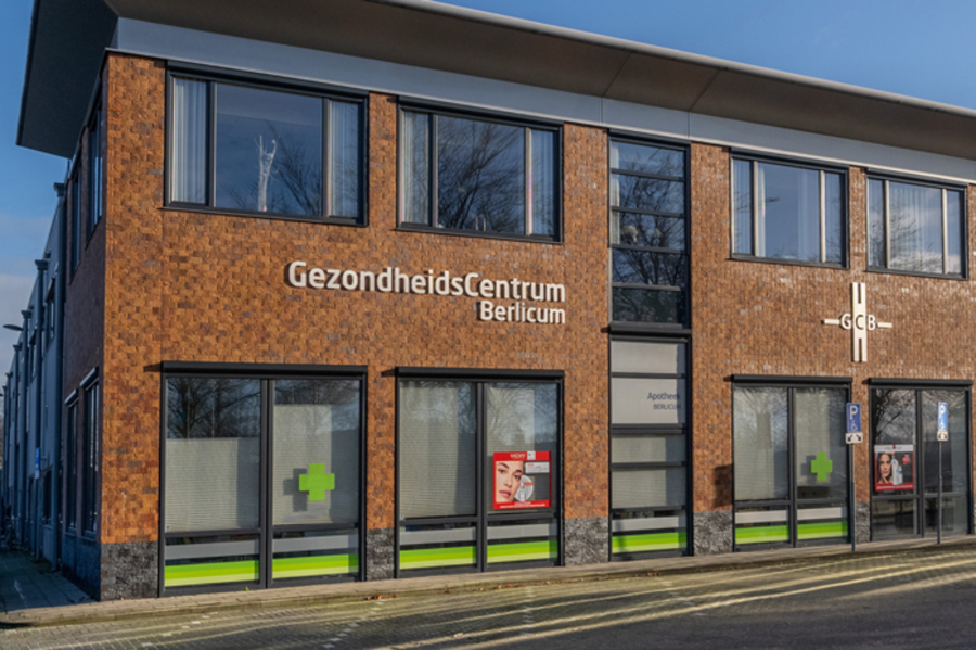 Achter de Blauwe deur